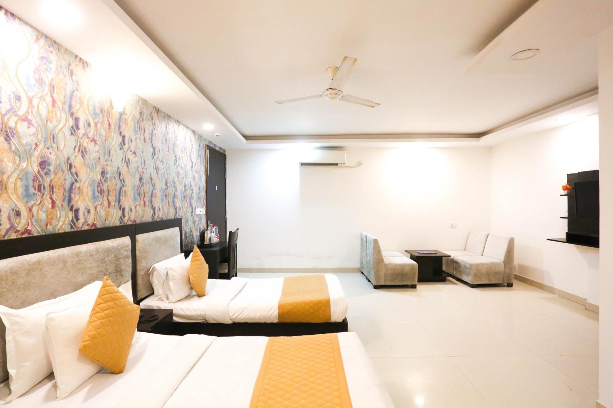 Hotel Aashiyana Nowe Delhi Zewnętrze zdjęcie