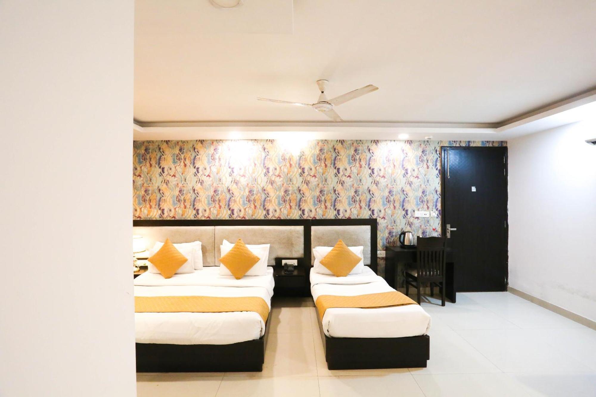 Hotel Aashiyana Nowe Delhi Zewnętrze zdjęcie