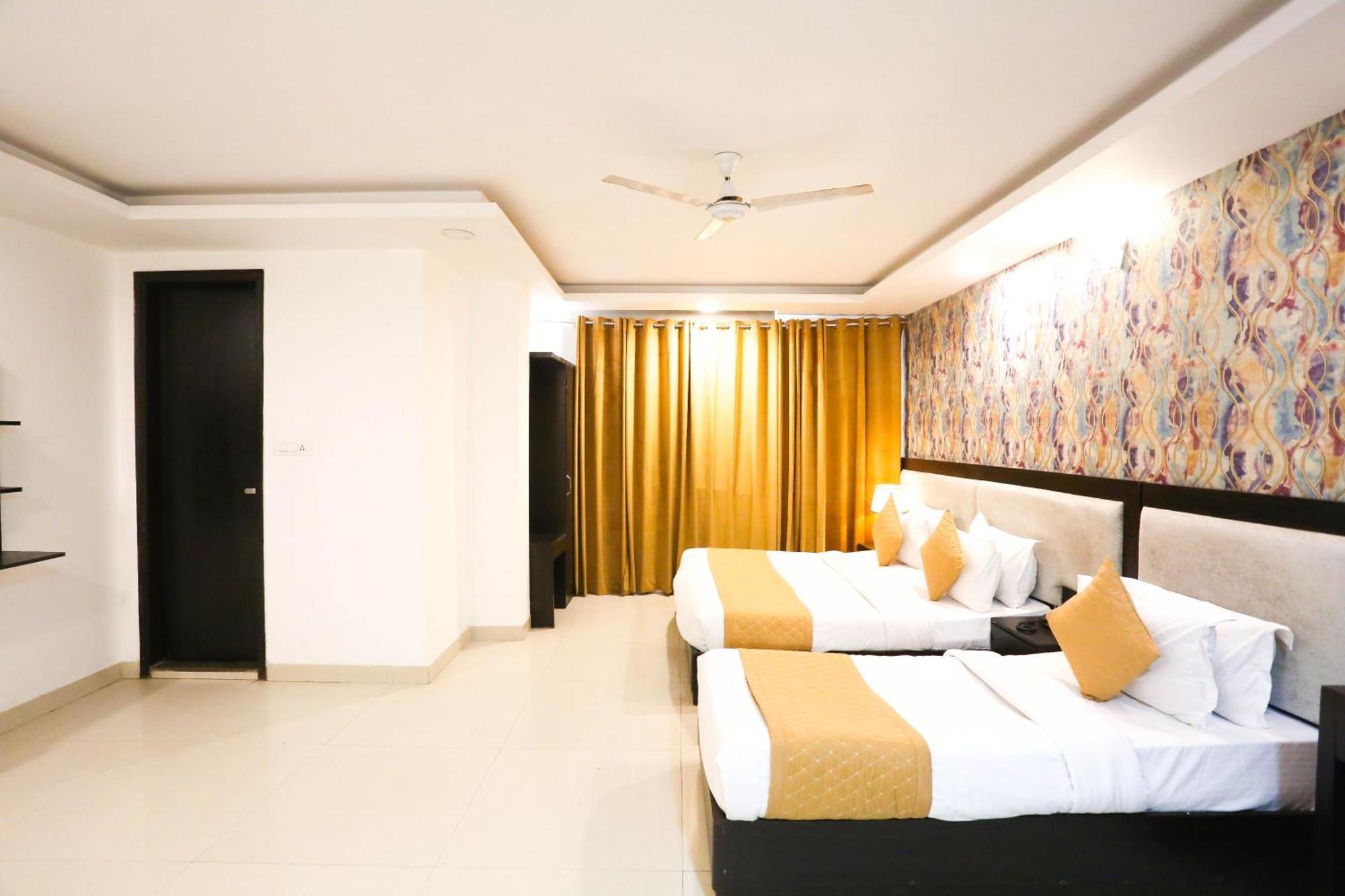 Hotel Aashiyana Nowe Delhi Zewnętrze zdjęcie
